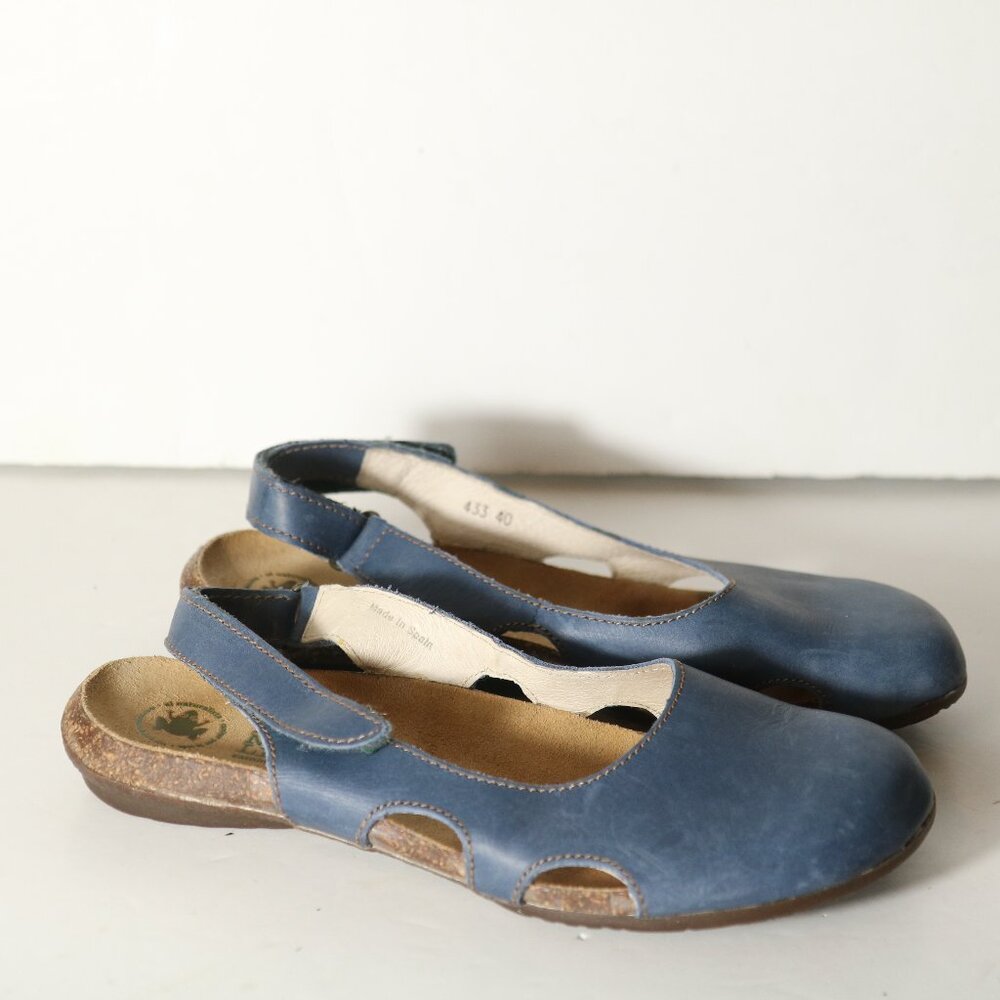 El Naturalista Blue Leather Slingback Flats